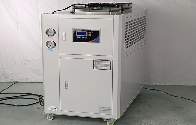 In the laboratory, ethylene glycol solution is chilled using Pengqiang 2HP chiller, therefore offering exact low temperature control. Circulating the ethylene glycol solution in the chiller guarantees...